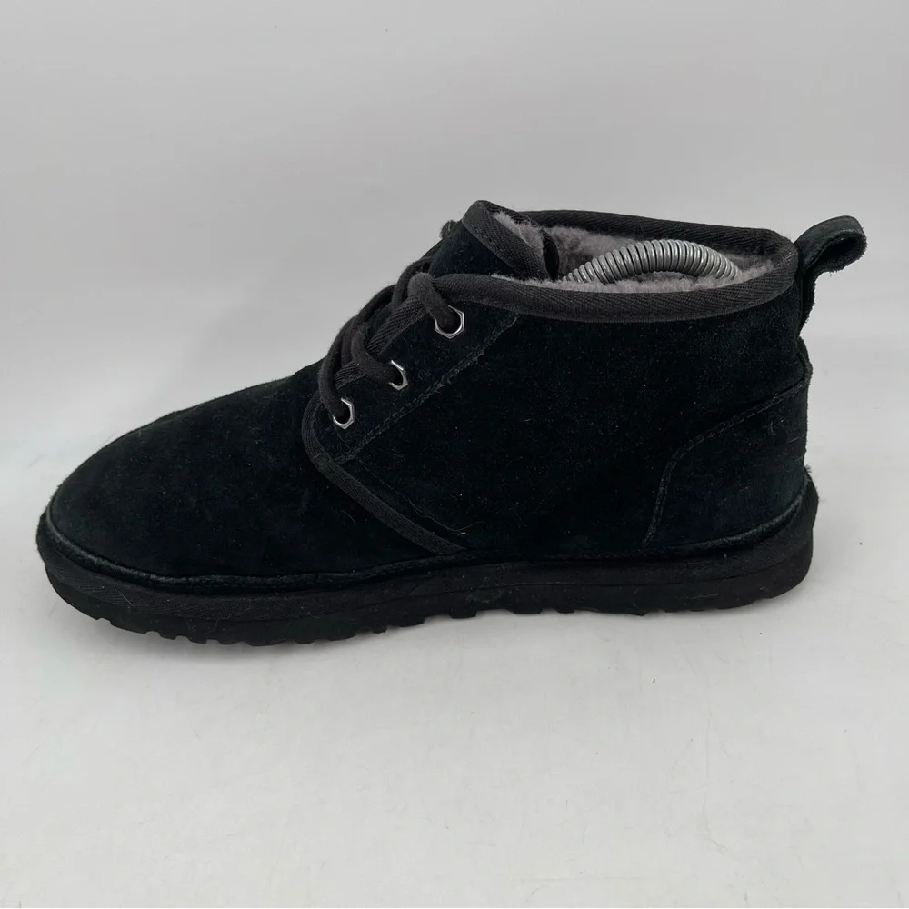 Ugg Men’s Neumel - Size 7 -Black Grey Lined Lace-Up Chukka Winter Boot